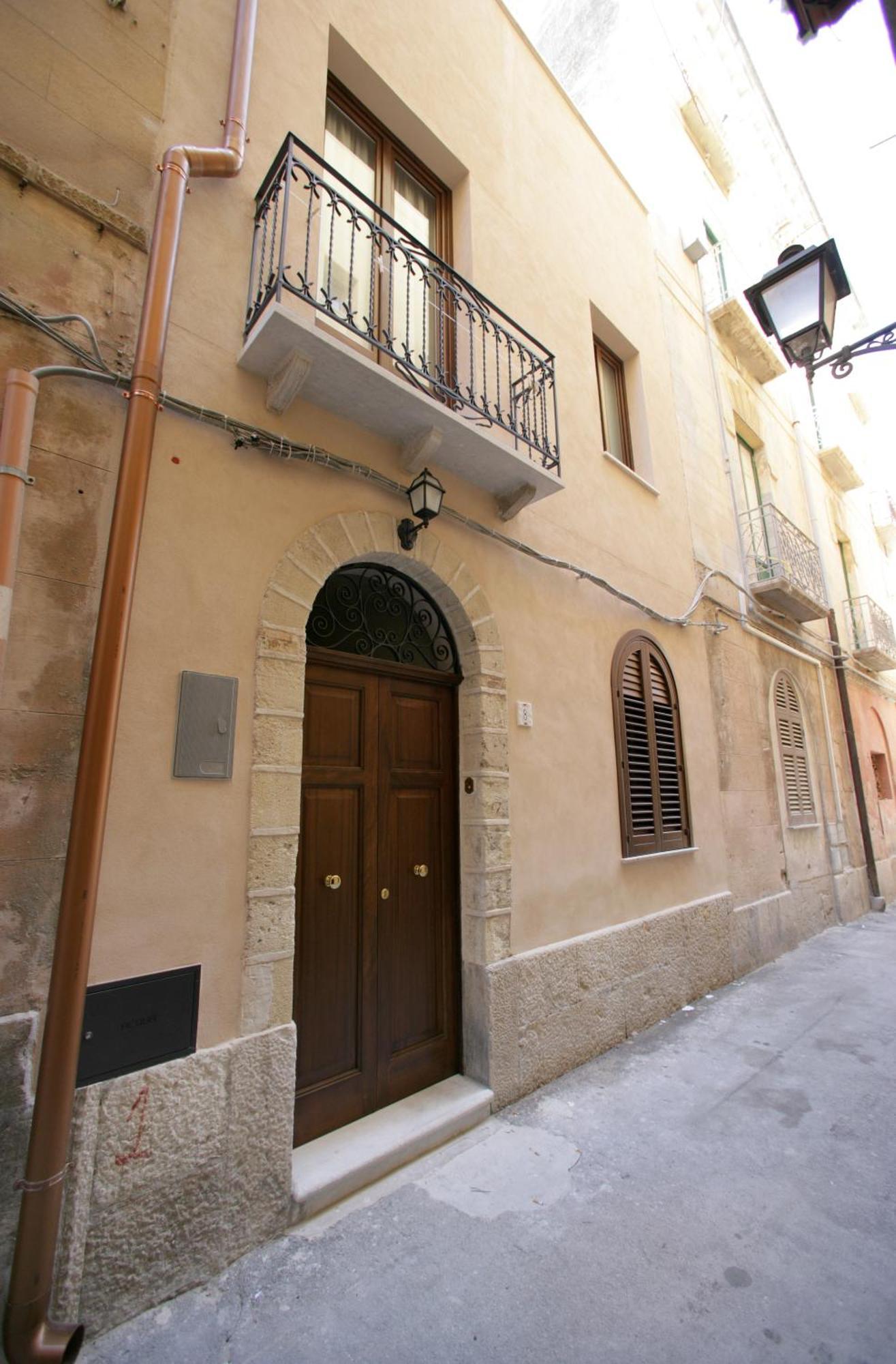 Gafada 2 Apartman Trapani Szoba fotó